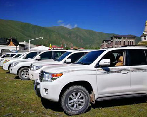 嘉峪關(guān)越野車租車